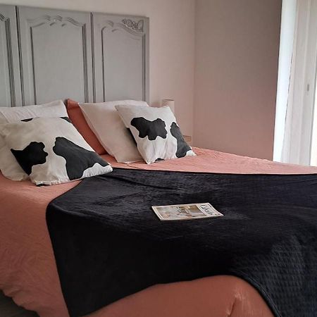 La Bergerie Du Mesnil Bed and Breakfast Livry  Eksteriør billede