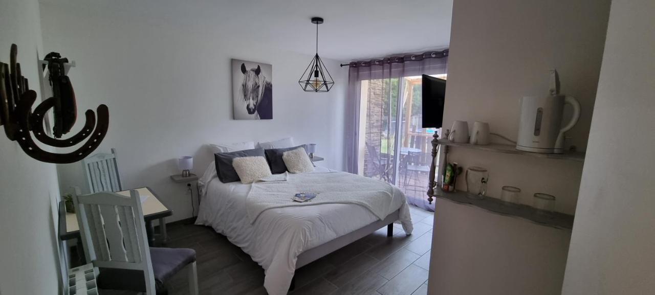 La Bergerie Du Mesnil Bed and Breakfast Livry  Eksteriør billede